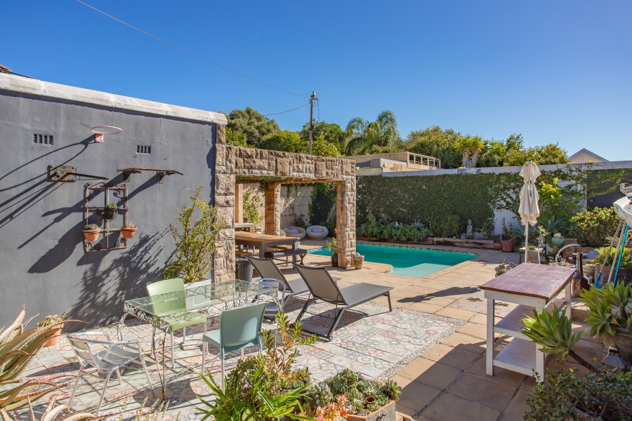 5 Bedroom Property for Sale in Bertville Western Cape